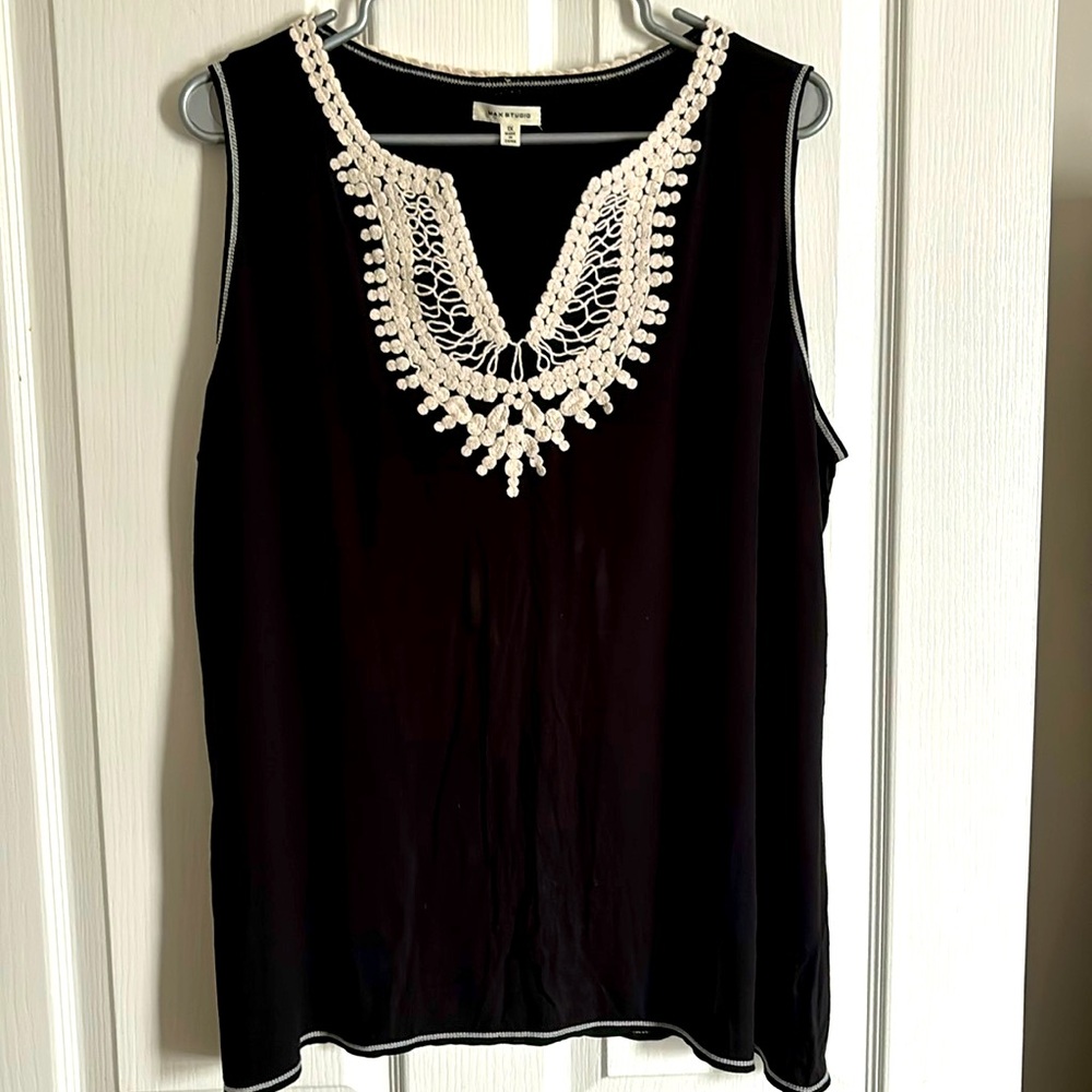 2/$13-EUC- MStudio flowy Summer blouse